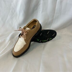 Nike Bella Last Women’s Tan and White Leather Golf Shoes Sz 5.5